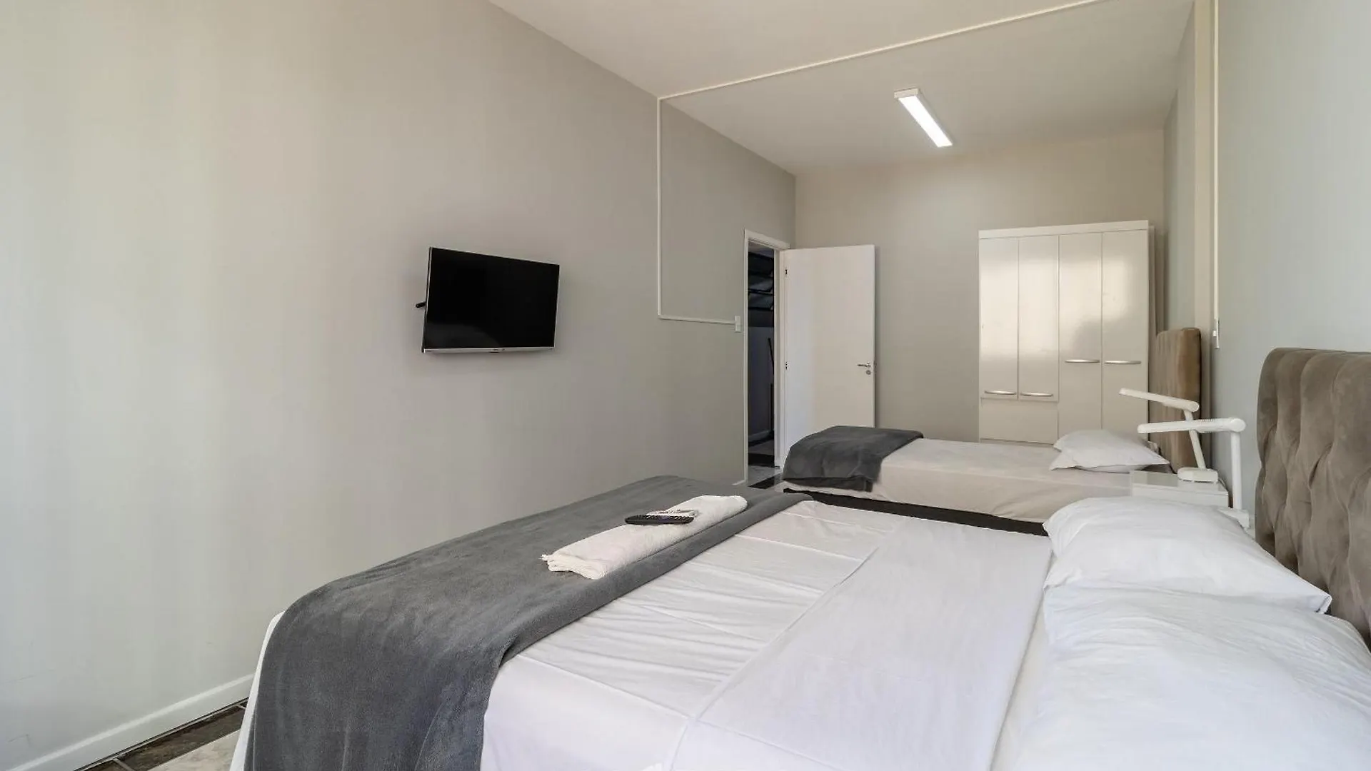 Ejo - Apartamentos Modernos No Centro De Floripa Florianópolis 0*,  Brasile